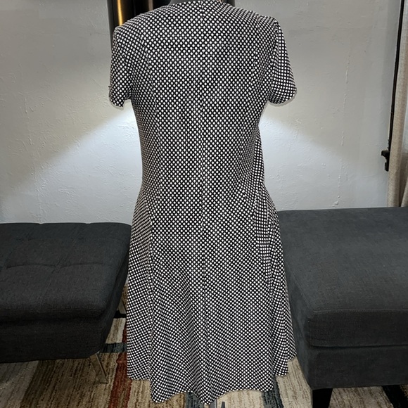 Signature by Robbie Bee Dress - Picture 3 of 6